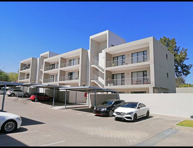 BEDROOM APARTMENT FOR SALE IN RIVONIA